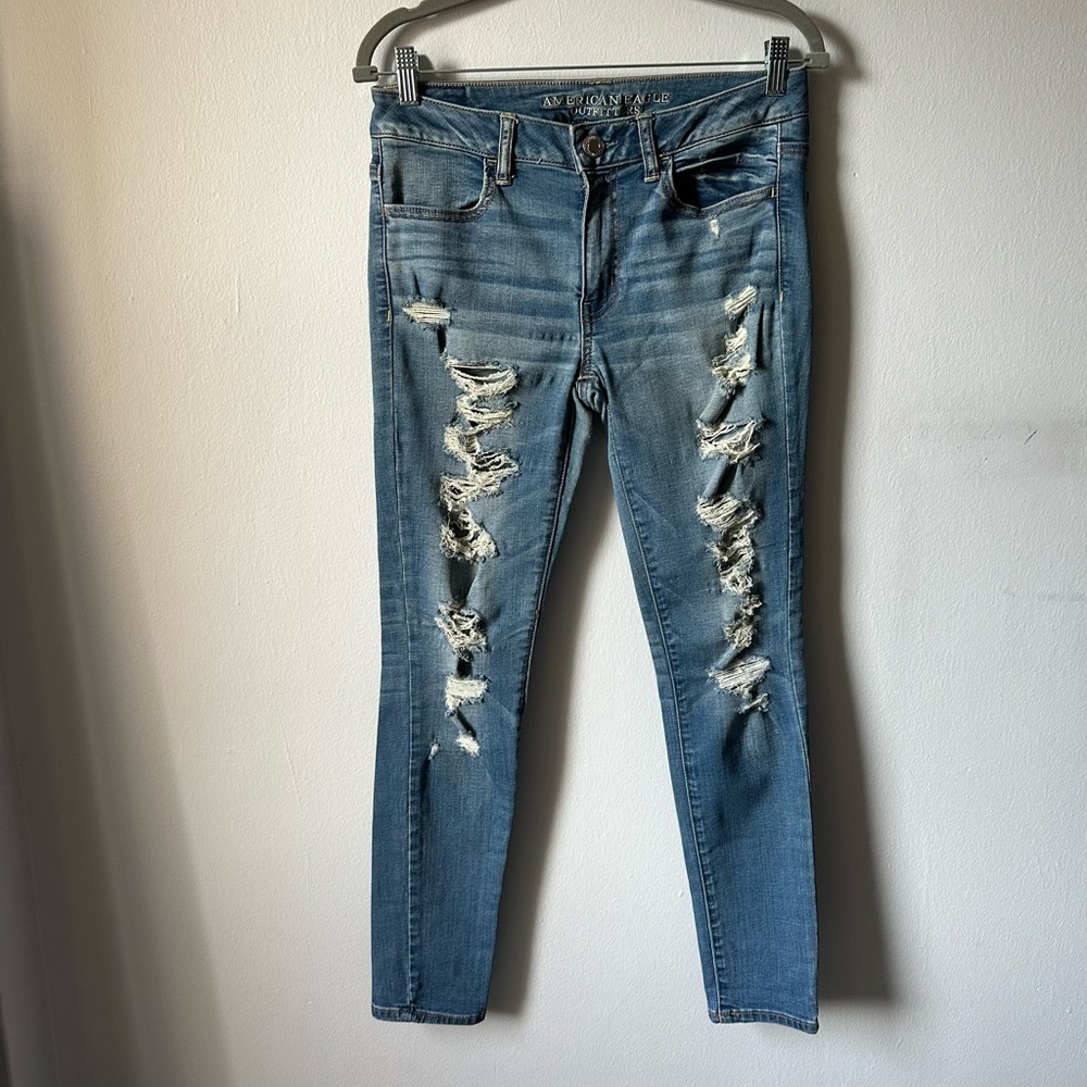 American Eagle Cutout Jeans 👖